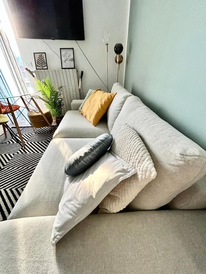 Design Home At Garda Lake Дезенцано-дель-Гарда Екстер'єр фото