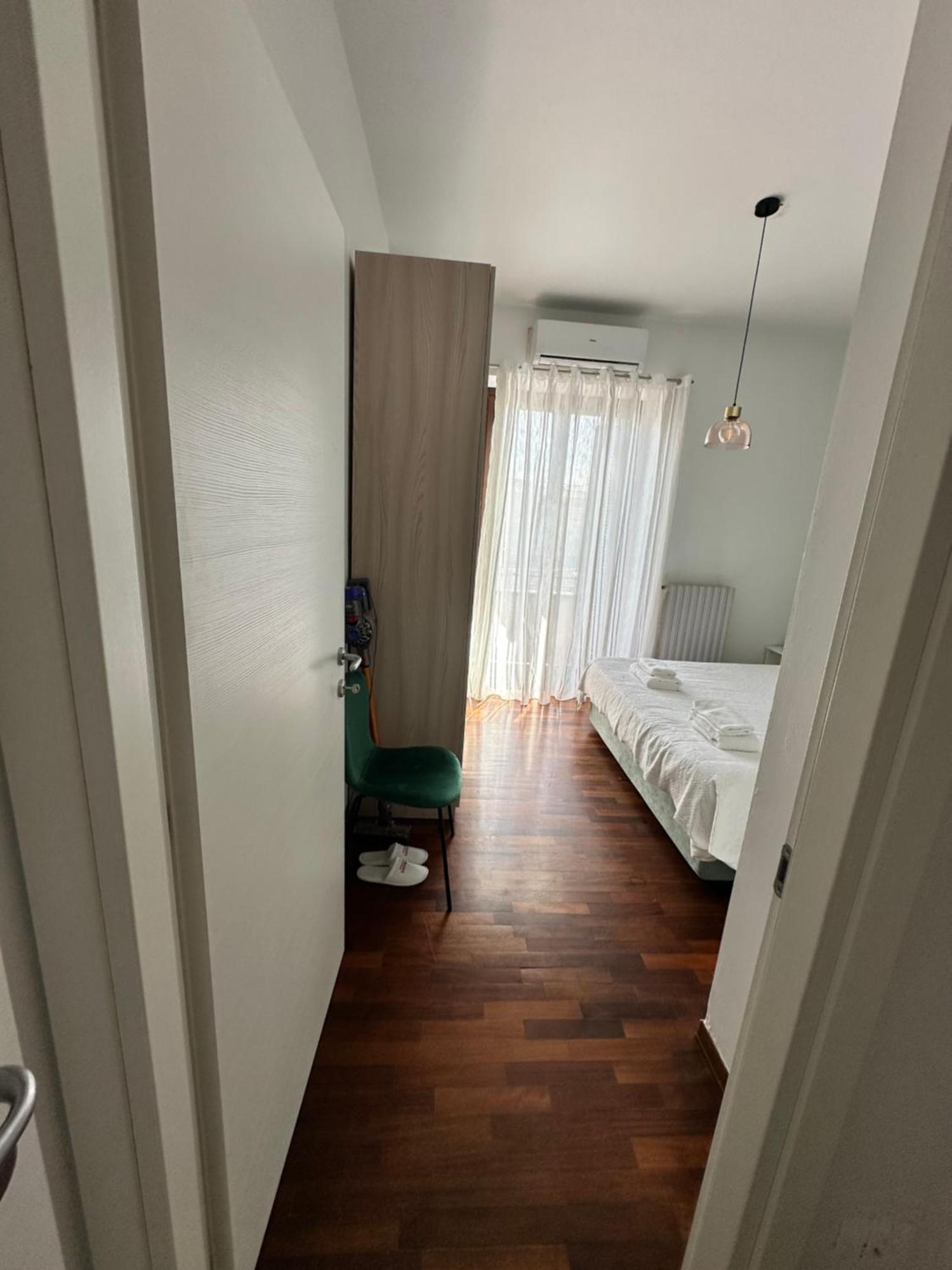 Design Home At Garda Lake Дезенцано-дель-Гарда Екстер'єр фото